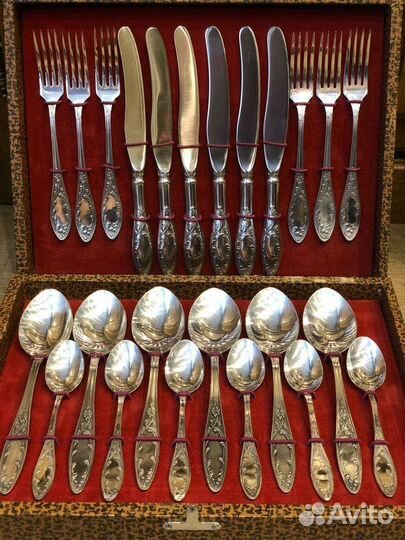 Набор столовых приборов мельхиор