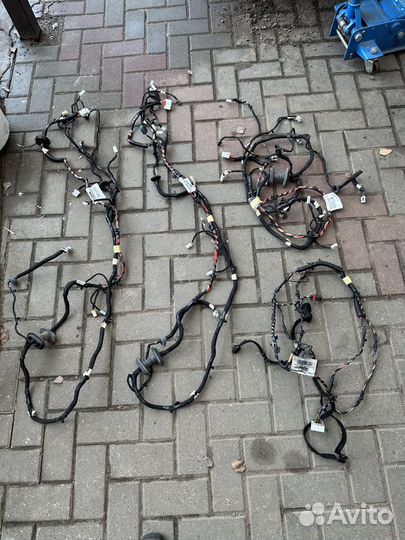 Жгут проводов двери задка Лада Веста кросс