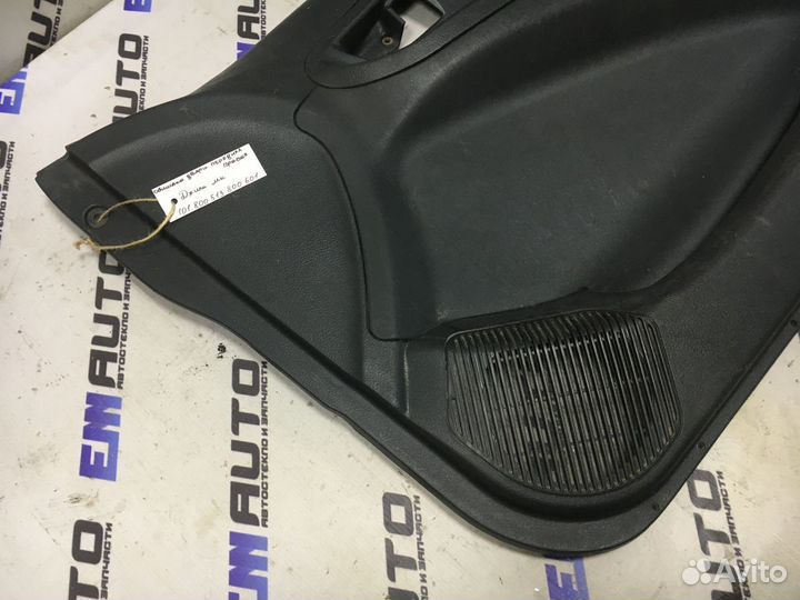 Обшивка двери передней правой Джили мк