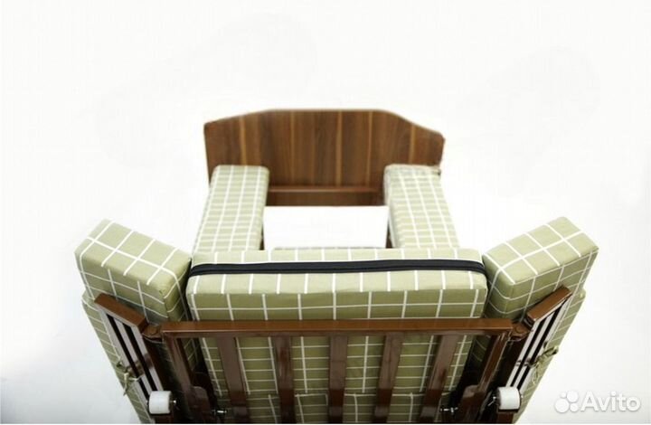 Медицинская кровать