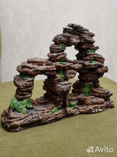 Грот для аквариума