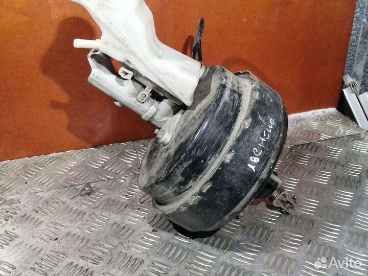 Вакуумный усилитель тормозов Toyota Avensis 2