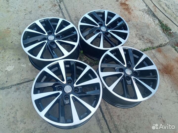 LADA Black Edition D15