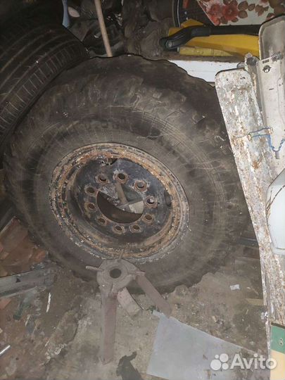 Колесо 1220х400х533 R21