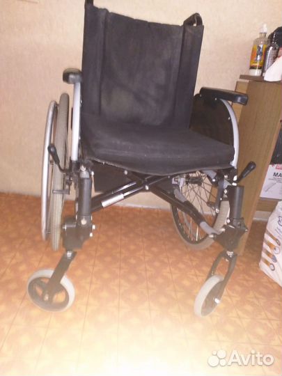Новая инвалидная коляска
