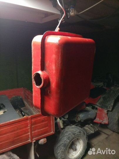 Бензобак мотороллера Муравей