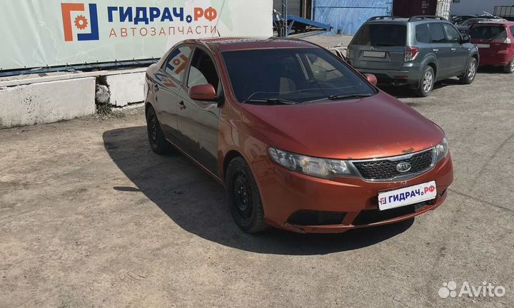 Обшивка стойки передней правой нижняя Kia Cerato (TD) 858241M000WK