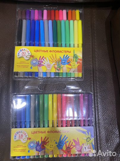 Фломастеры, блокноты