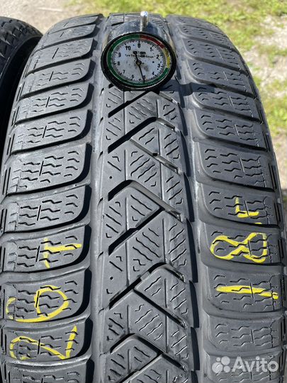 Pirelli Winter Sottozero 3 215/55 R17