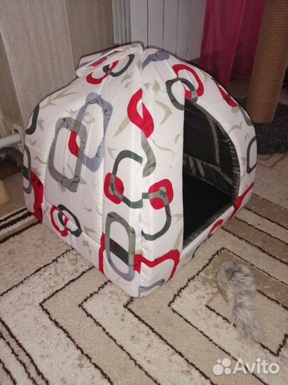 Продам домик для кошки/ собачек мелкой породы