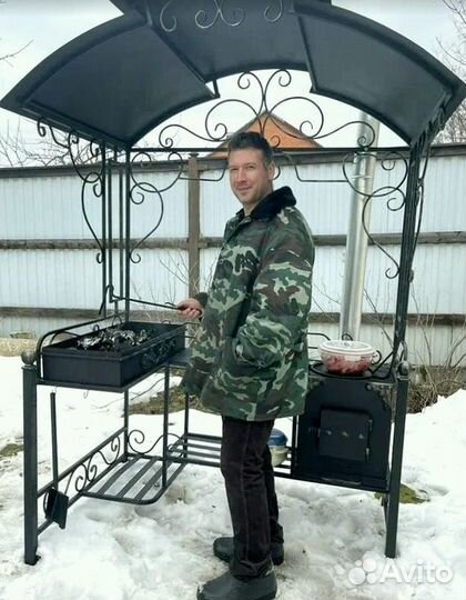 Кованый мангал с печью