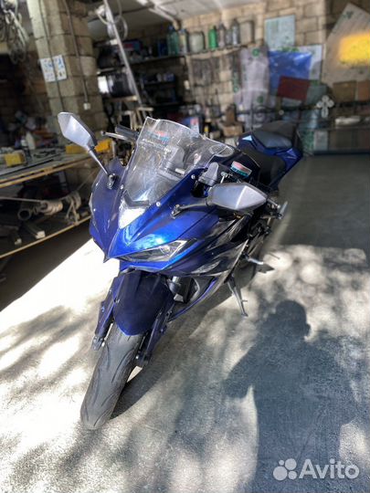 Электромотоцикл Yamaha R3