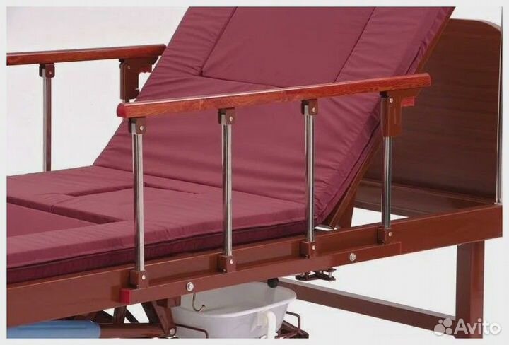 Кровать для лежачих больных с туалетом MET Kardo