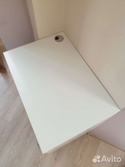 Тумба тв подвесная