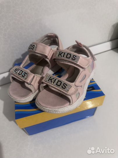 Босоножки для девочки