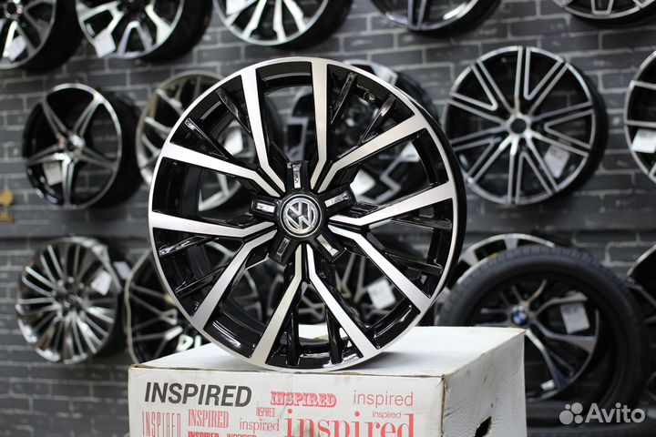 Литые диск Replica VW R17