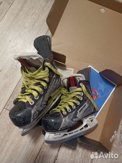 Хоккейные коньки bauer