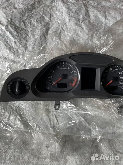 Панель приборов Audi A6 C6 4F