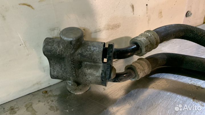 Трубки охлаждения АКПП Порше Кайен 958