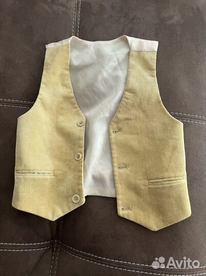 Костюм тройка(пиджак, жилет, брюки)