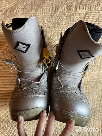 Сноубордические ботинки Burton Emerald 38