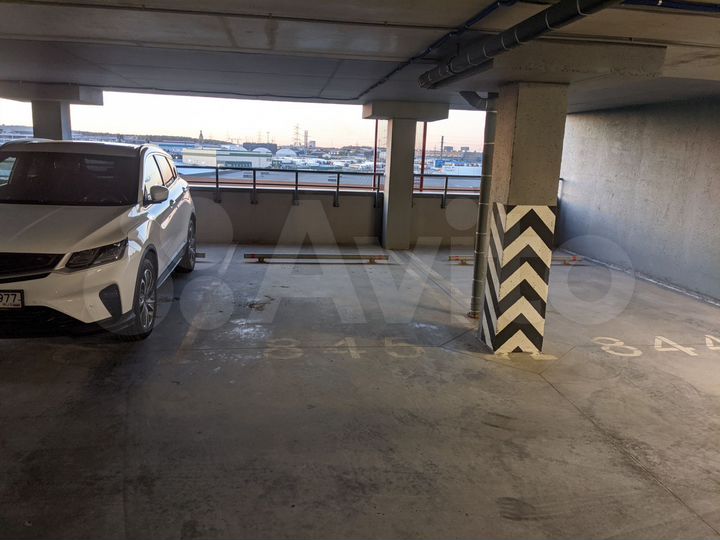 Машиноместо, 14 м²