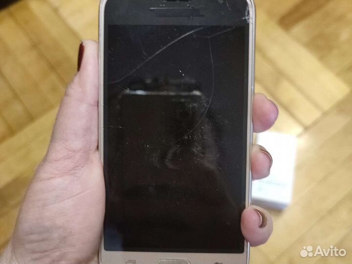 Телефон Samsung galaxy