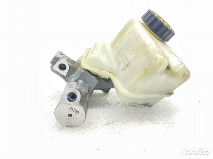 Главный тормозной цилиндр Mercedes-Benz E-Class