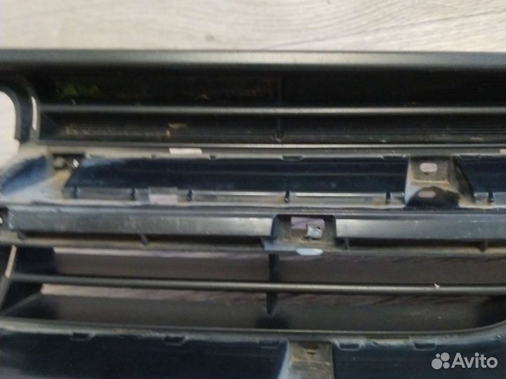 Решетка радиатора передняя Honda Cr-V 3 рестайл