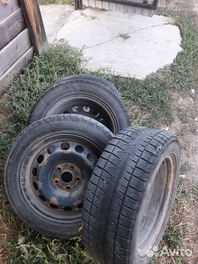 R16 Bridgestone Blizzak Revo1 205/55, PCD 5x112 DIA 57.1