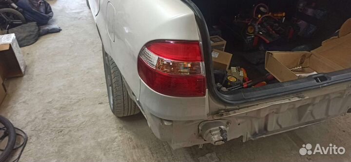 Фара задняя левая Toyota corolla EE111