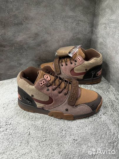 Кроссовки Nike Air Trainer 1 SPTravis Scott Wheat