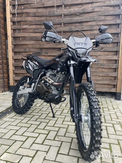 Мотоцикл Regulmoto Sport-003 PR PRO 300 (4 valves)