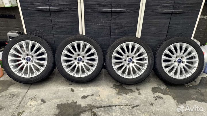 Toyo Observe G3-Ice 215/50 R17 91T