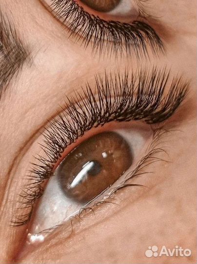 Наращивание и ламинирование ресниц