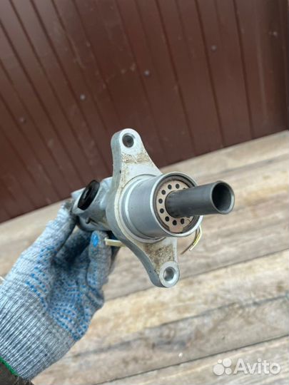 Главный тормозной цилиндр Audi 3 8P 1.8 2008