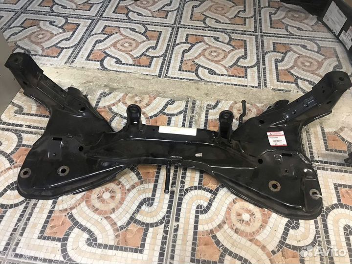 Балка подмоторная Mitsubishi Carisma 1999-2004