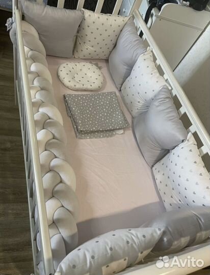 Детская кроватка