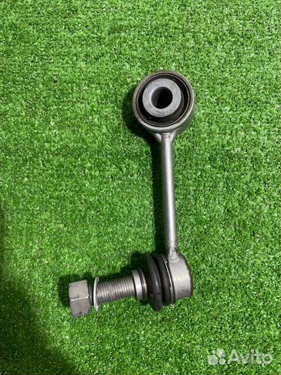 Стойка стабилизатора задняя левая Mercedes-Benz