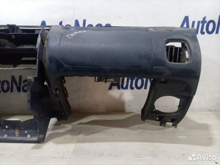 Торпедо Mitsubishi Carisma 1999