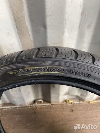 Hankook IceBear W300A 295/30 R22 103W