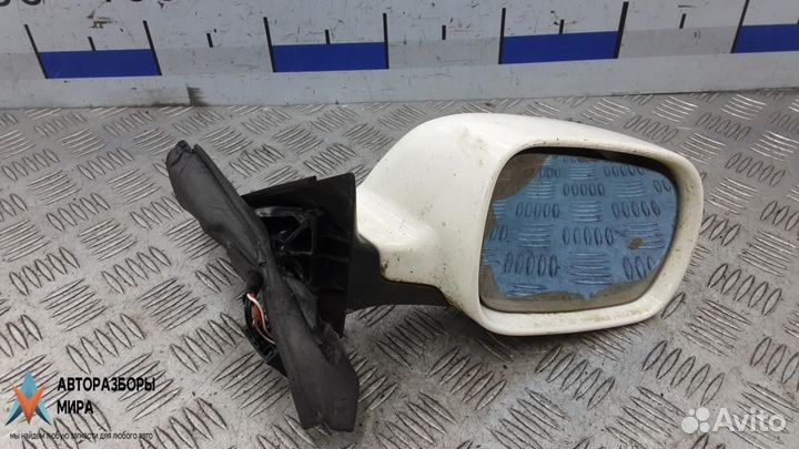 Зеркало наружное правое Audi A4 B5 1997
