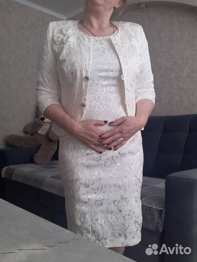 Нарядное платье двойка.платье и пиджак укороченный