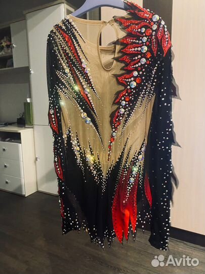 Купальник для художественной гимнастики