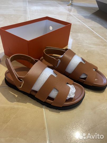 Сандалии