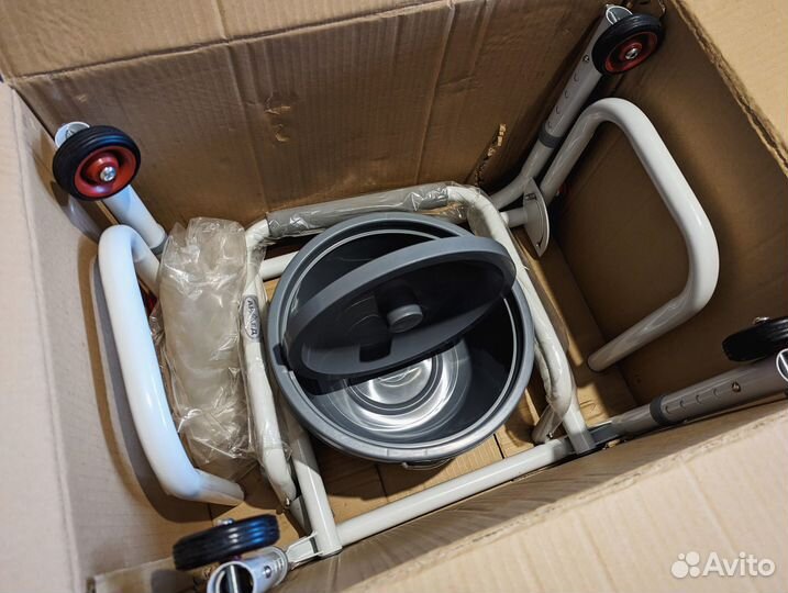 Кресло туалет санитарное на колесах Армед новое