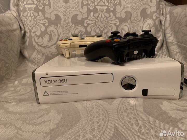 Xbox 360 S Console