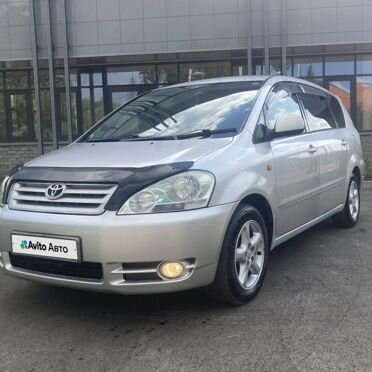 Toyota Ipsum 2.4 AT, 2002, 372 100 км