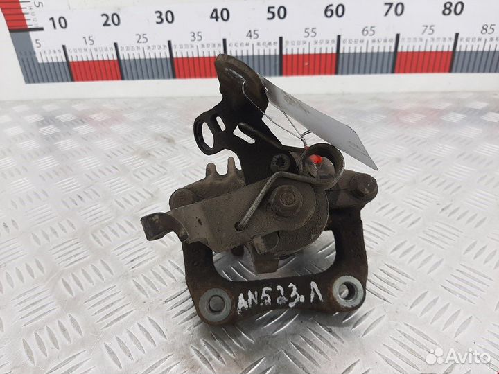 Суппорт задний правый для Audi A3 8P 1K0615424J