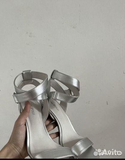 Босоножки 37-38